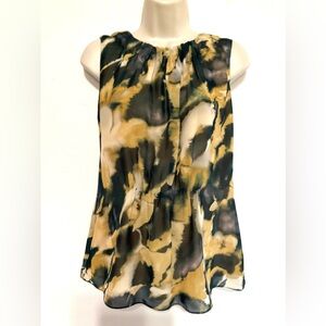 Jones New York collection gray gold artsy geometric print blouse